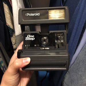 Polaroid 600 w/ carrying case